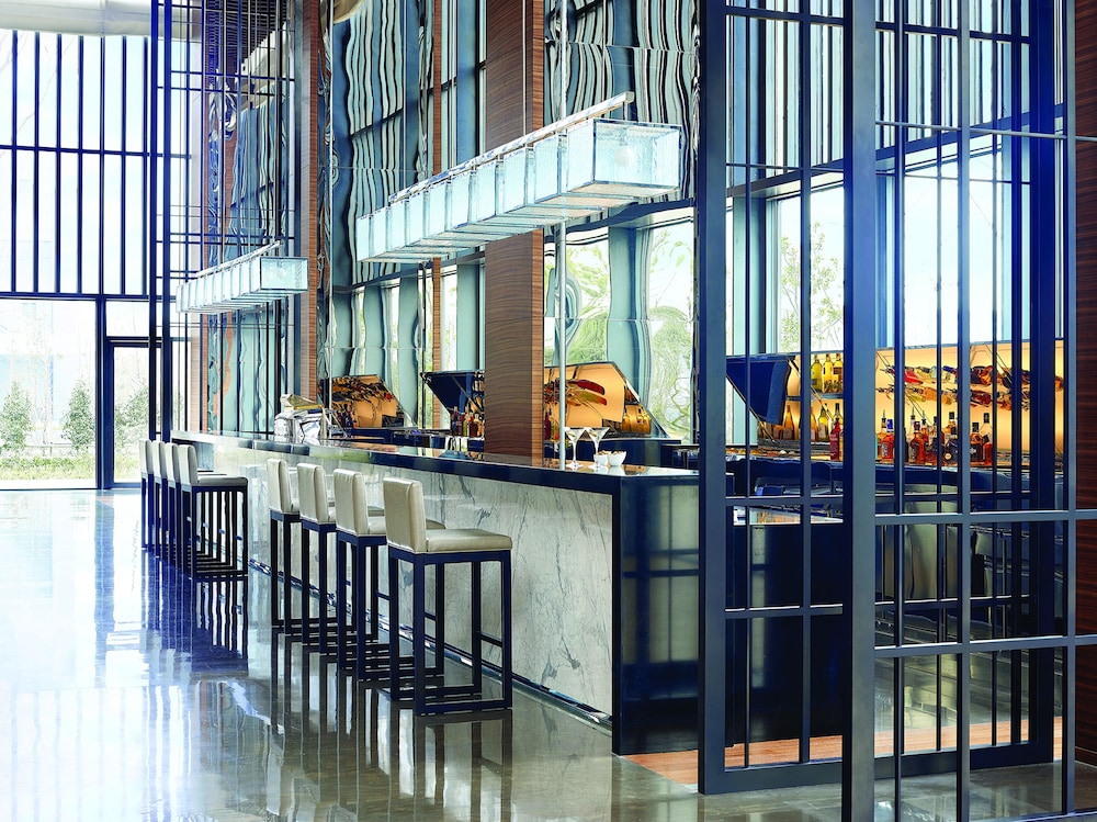 Langham Place Ningbo Culture Plaza 46/56