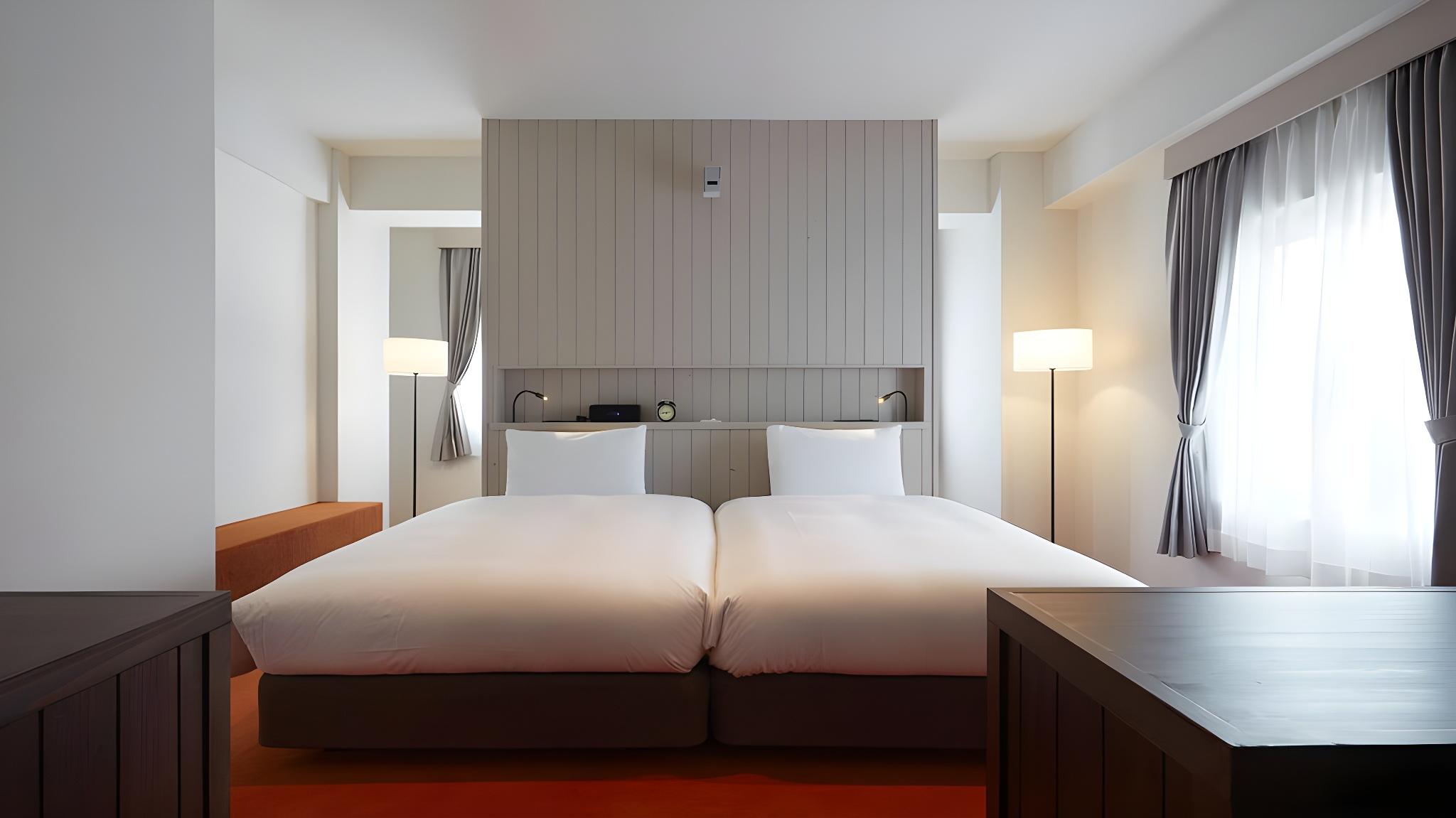 Suite, Old Wing