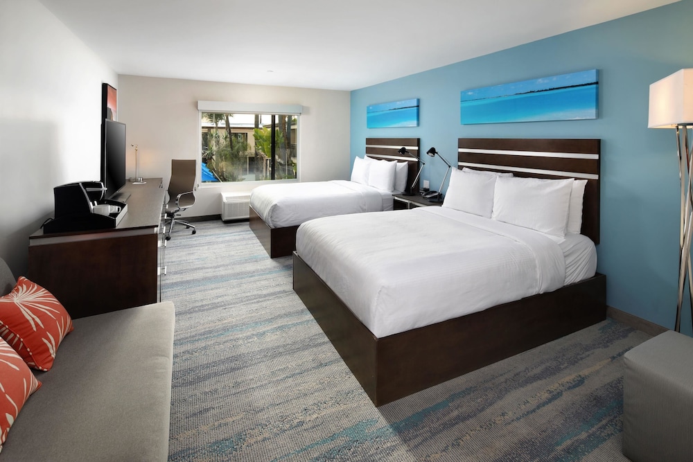 The Cove Hotel, Ascend Hotel Collection 18/67