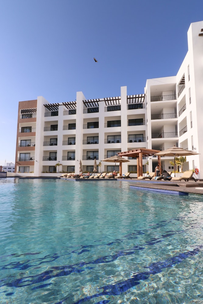 Medano Hotel and Spa in CABO SAN LUCAS