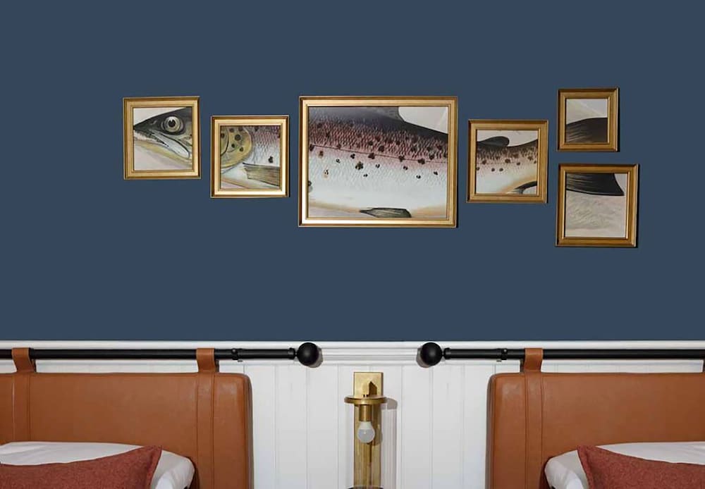 Loch Rannoch Hotel and Estate 22/63