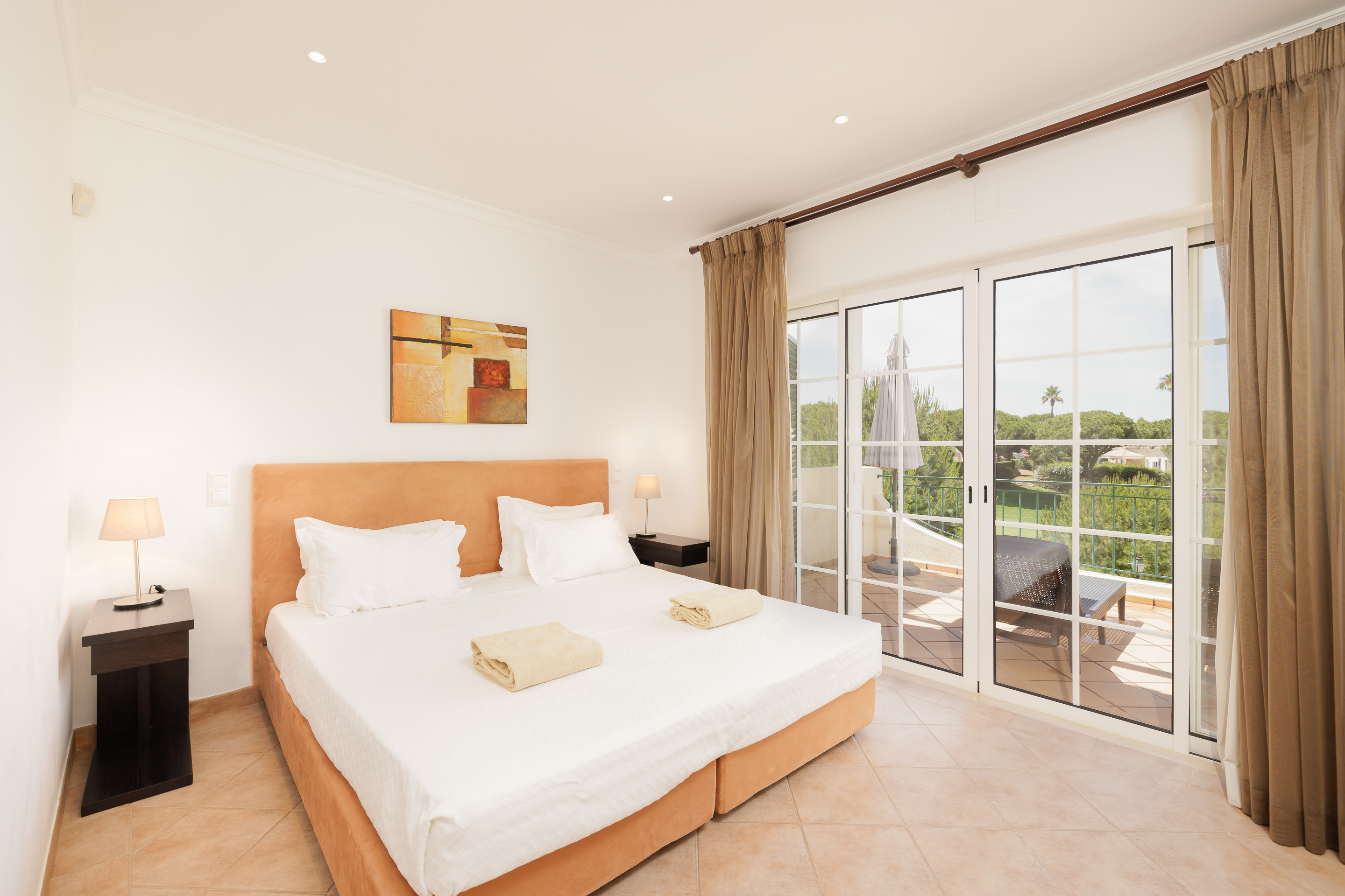 1 Bedroom, Town House