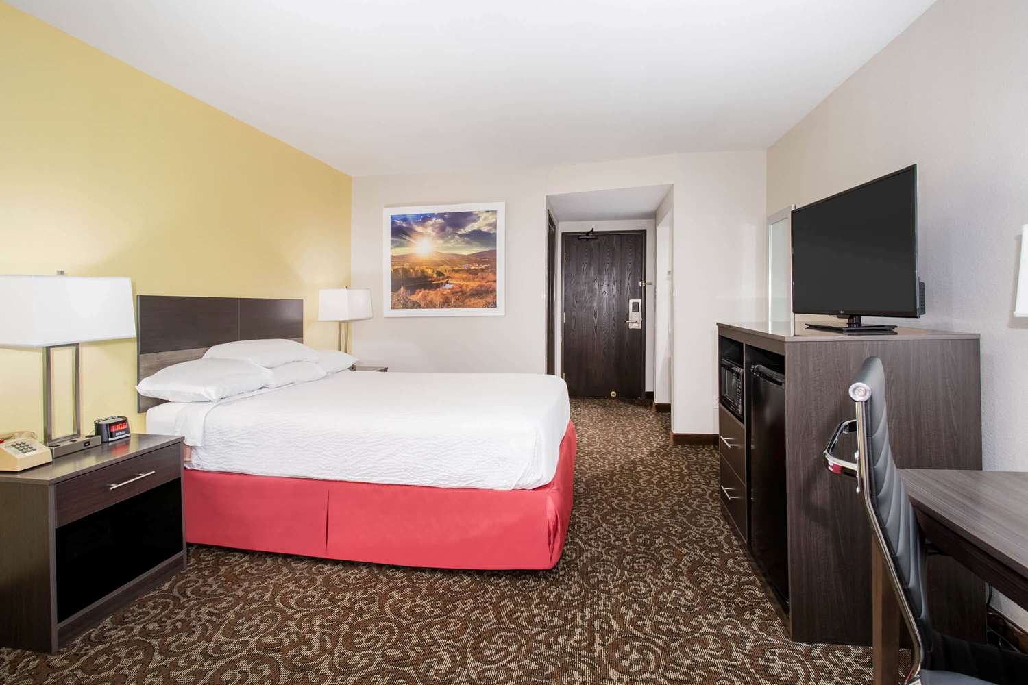 Days Inn By Wyndham Phoenix North 16/51