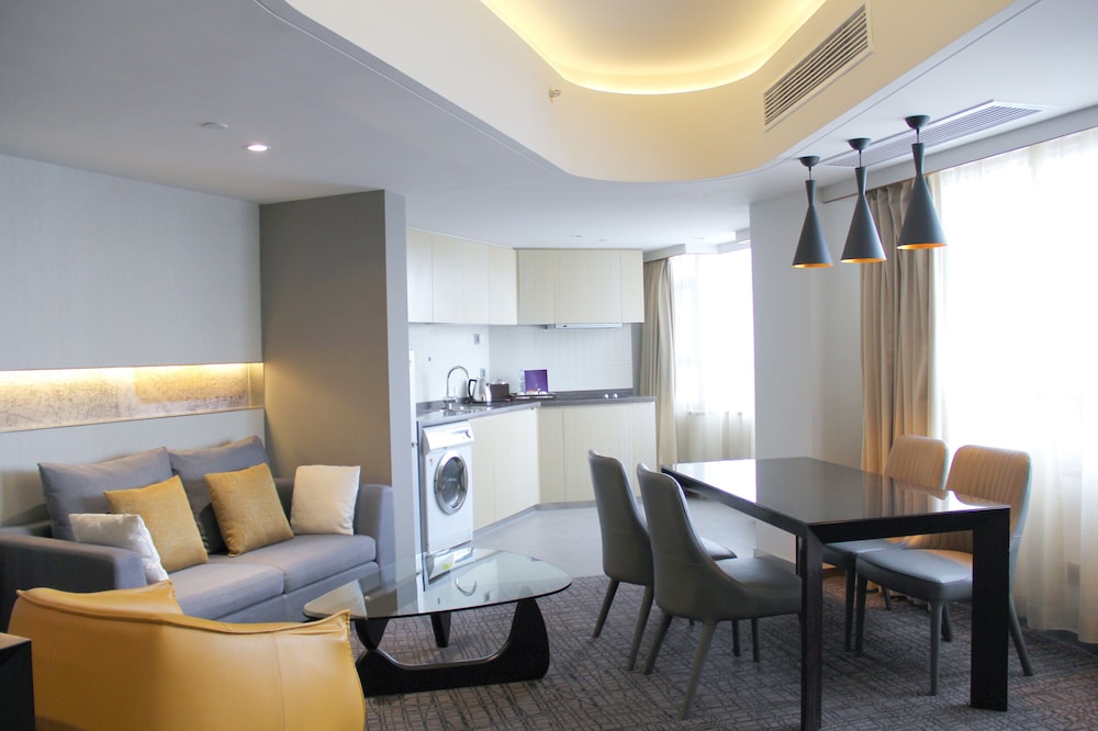 Grand Mercure Shanghai Hongqiao 50/79