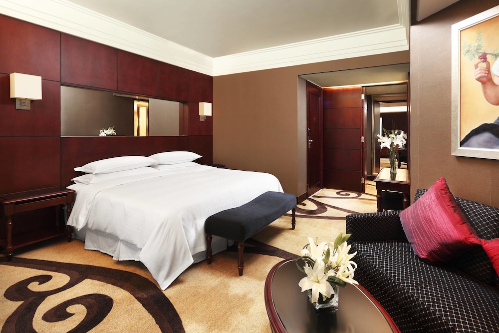 Sheraton Futian 24/47