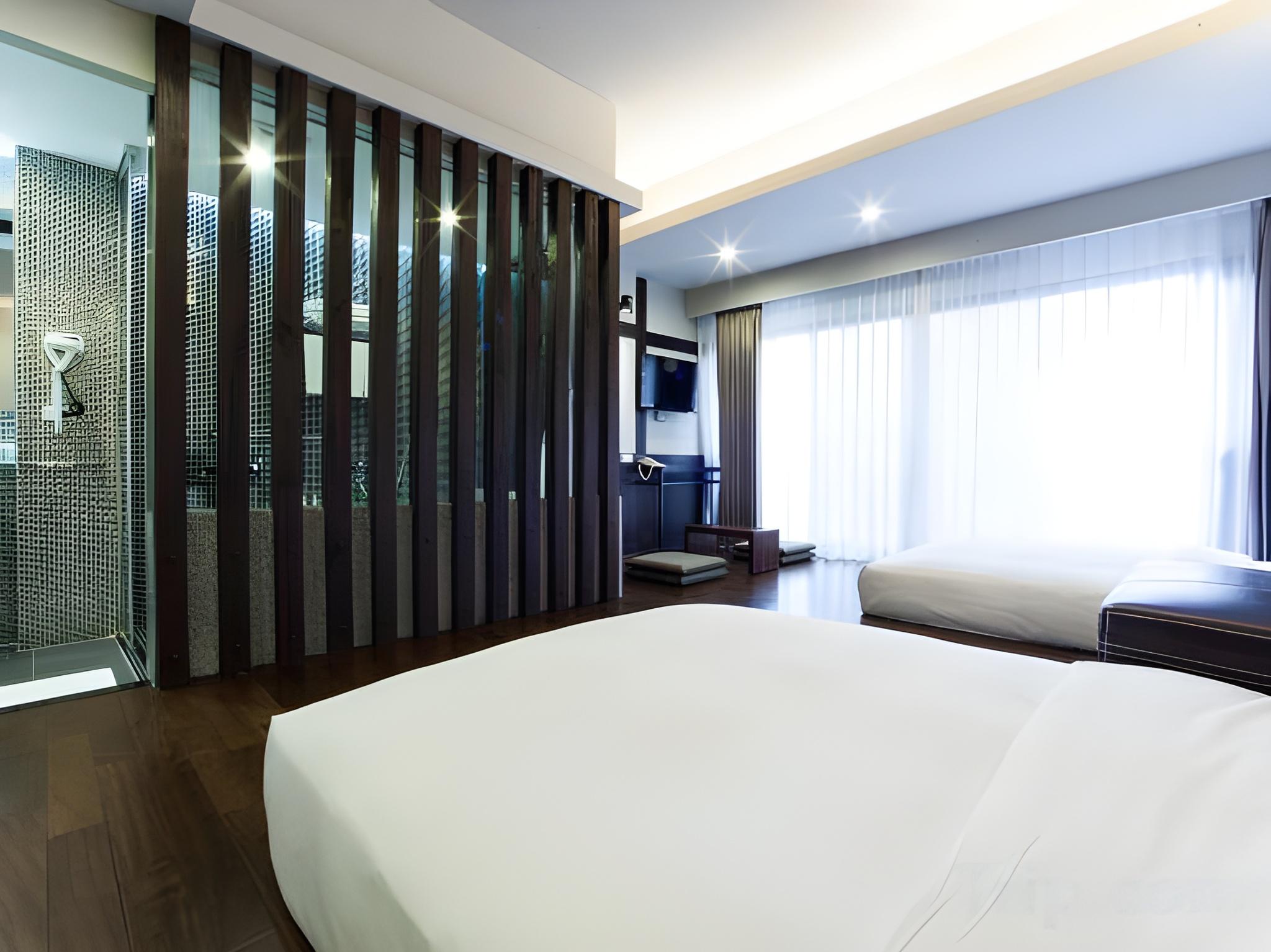 Montmartre, Double Bed