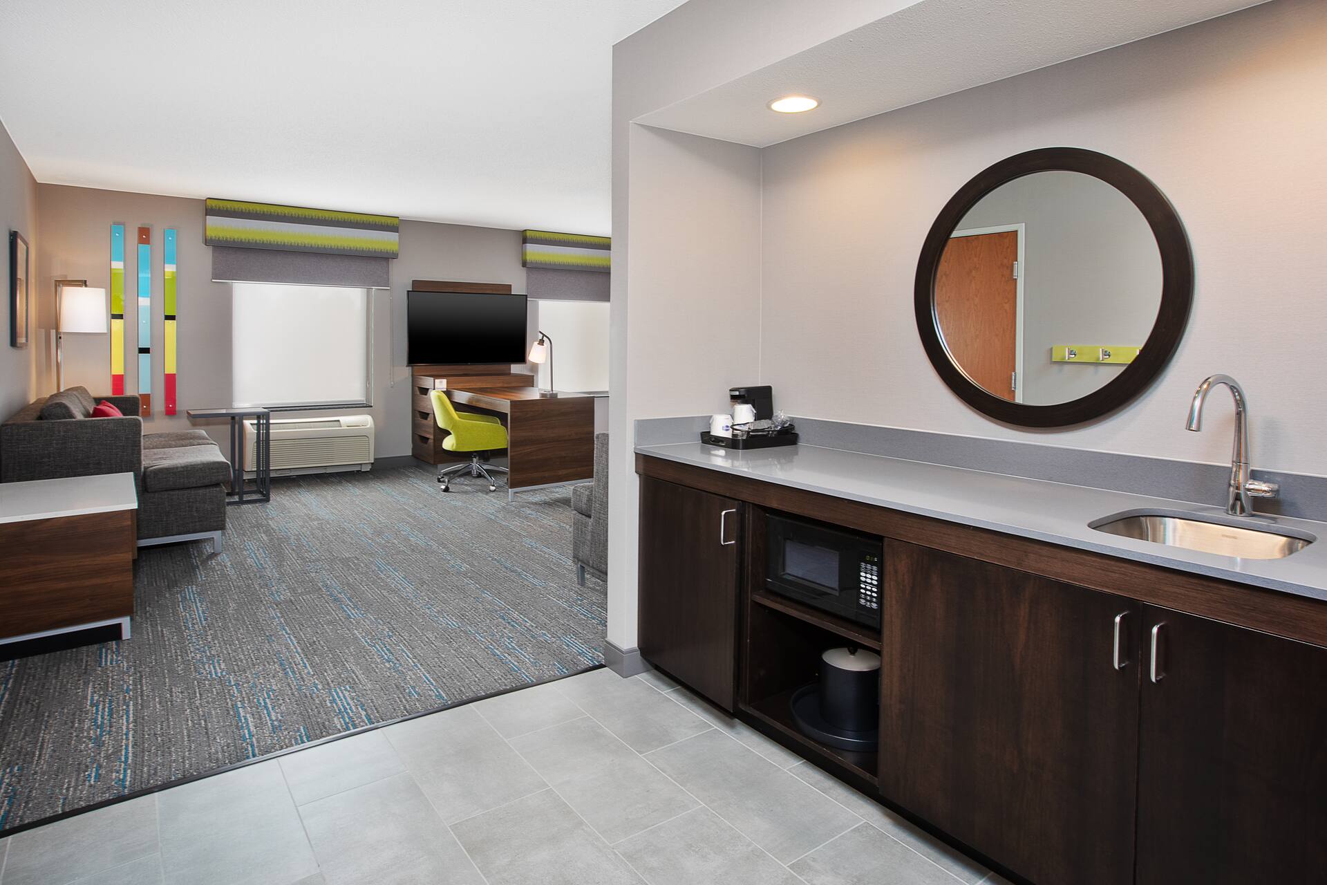 استوديو بسرير كينج، Hampton Inn Detroit/Utica-Shelby Township 4/4
