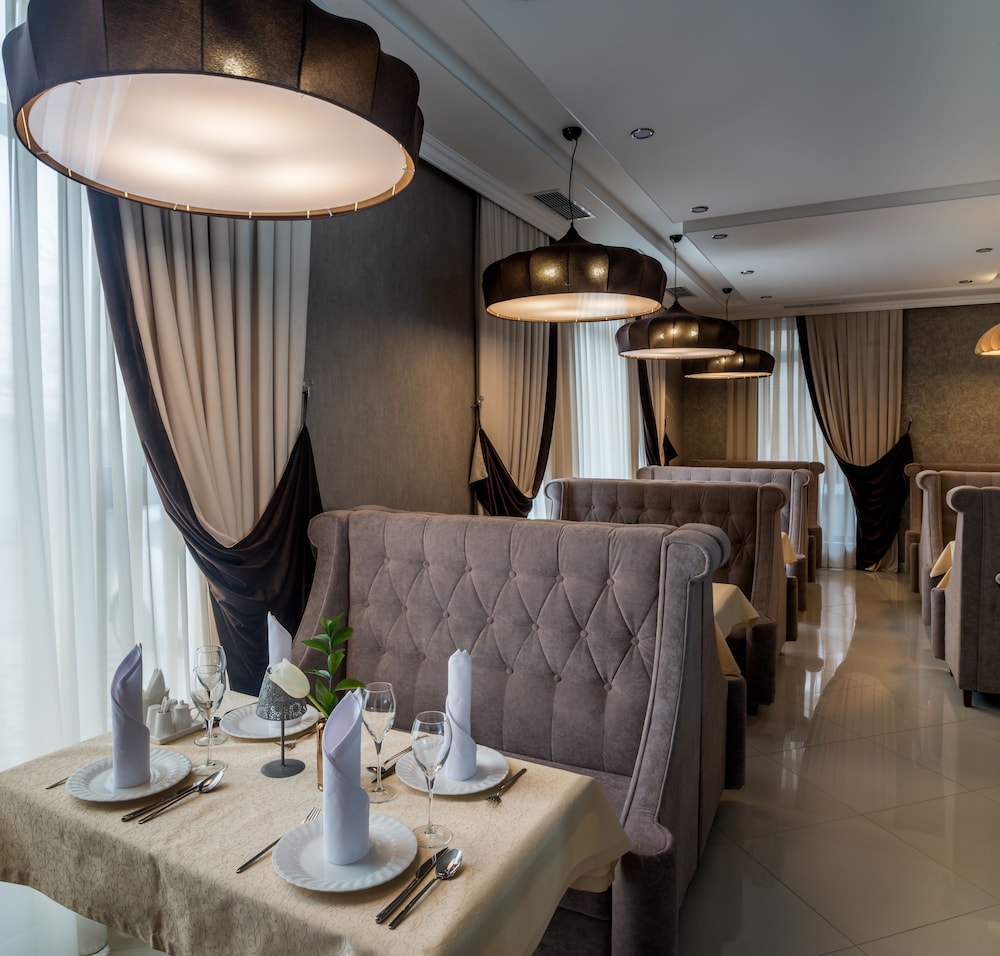 ASTER HOTEL GROUP 35/55