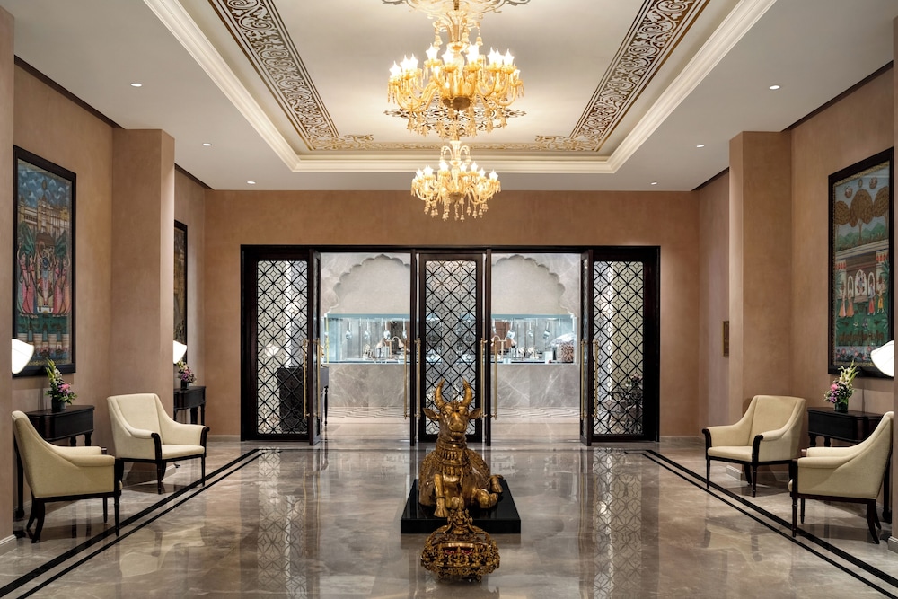 Wyndham Grand Udaipur Fateh Sagar Lake 11/66