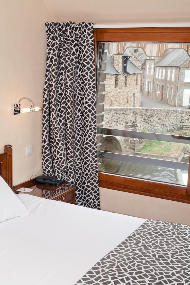 Best Western Le Moulin De Ducey 26/51