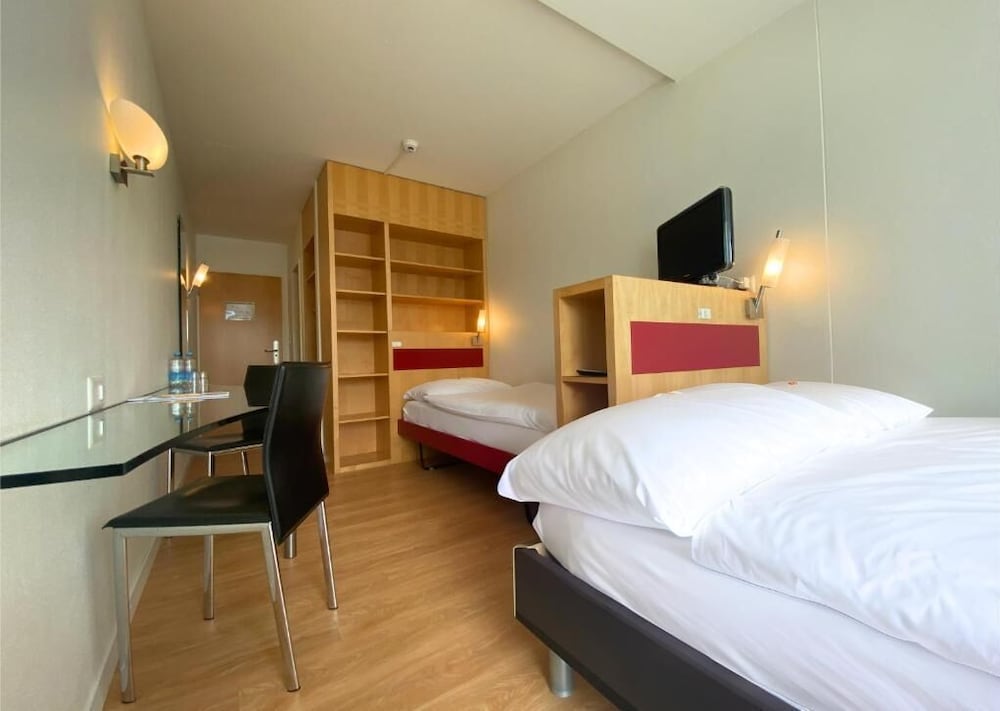 Hotel Seaside ABZ Spiez 7/39