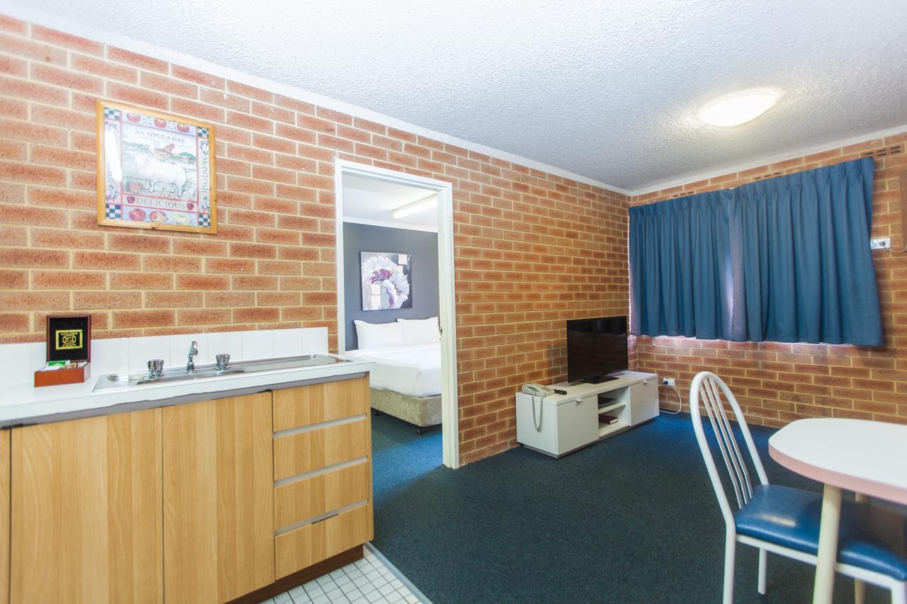 Perth City Apartment Hotel 3/44
