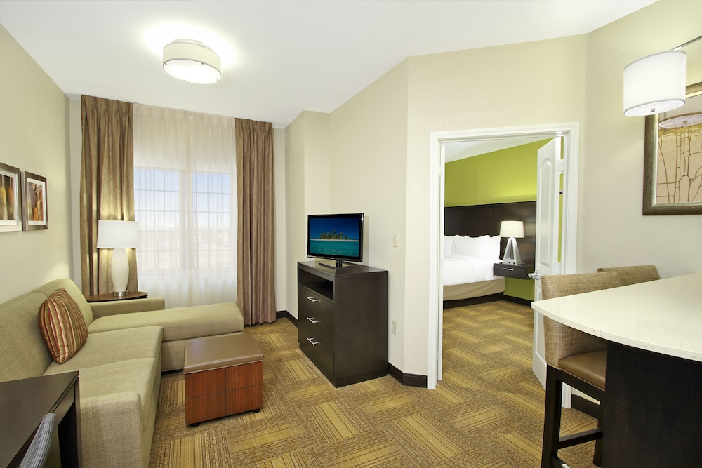 STAYBRIDGE SUITES ODESSA - INTERSTATE HWY 20 34/47