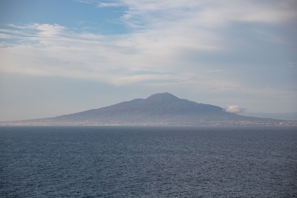 Hotel Regina Sorrento 65/72
