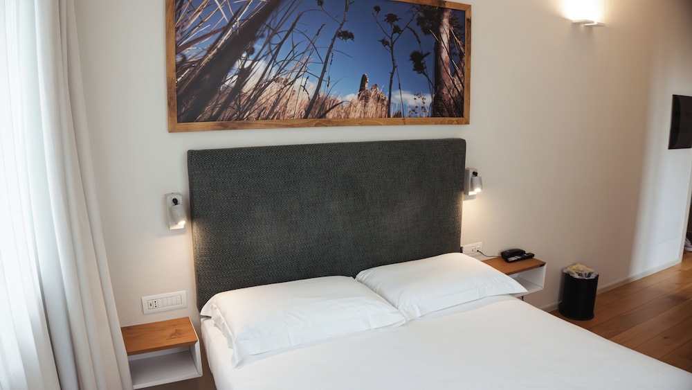 Albergo Centrale 20/54