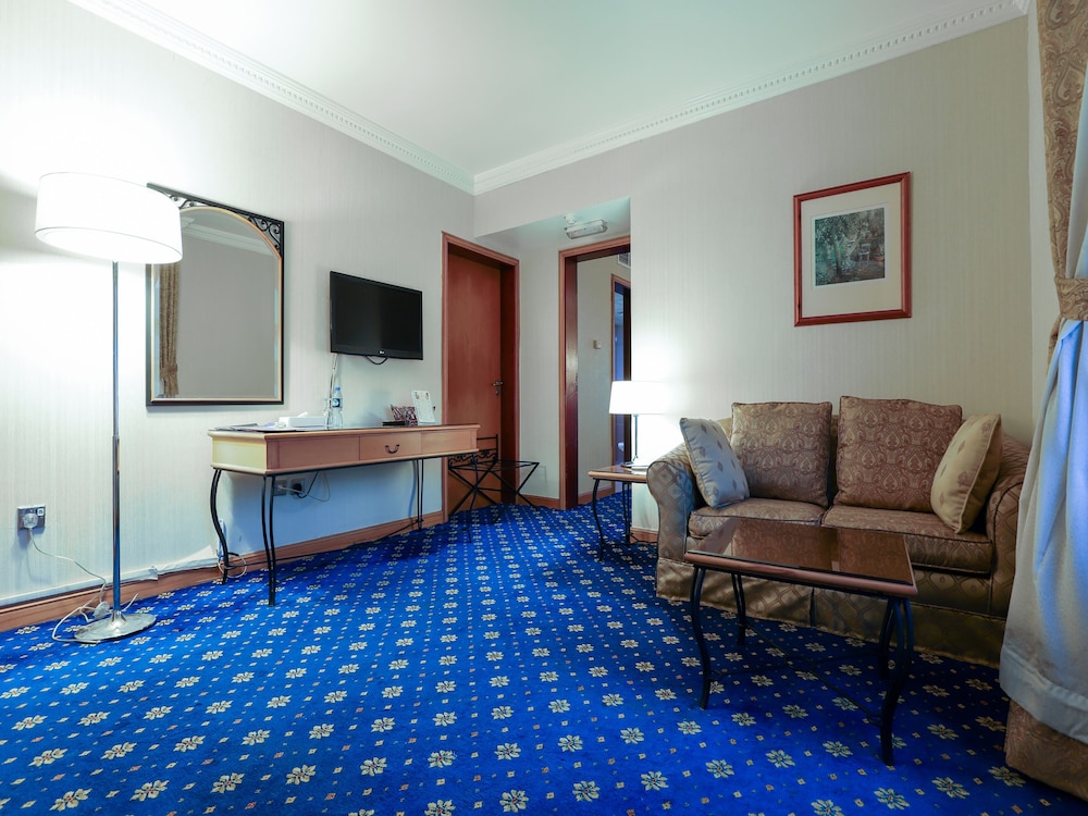 OYO 328 City Plaza Hotel 15/20