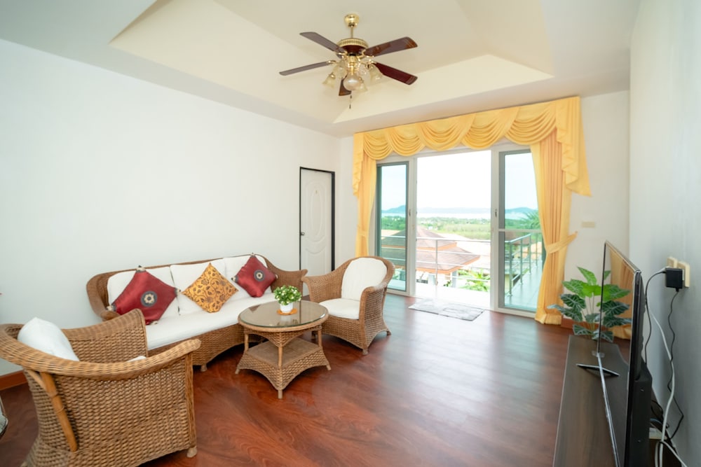 Baan Waru Seaview 15/50