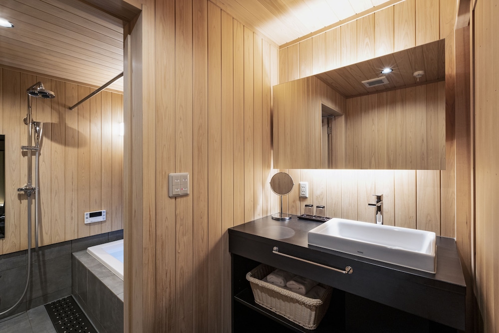 Rinn Premium Koki West/East 27/27