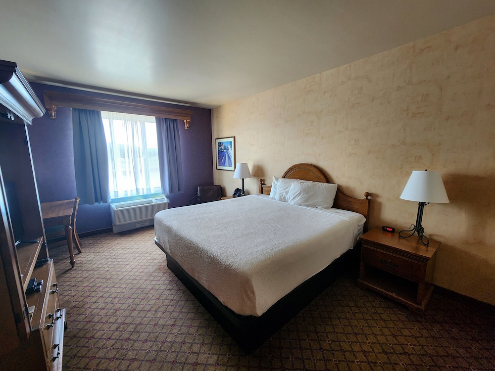 Robinson Rancheria Resort and Casino 8/28