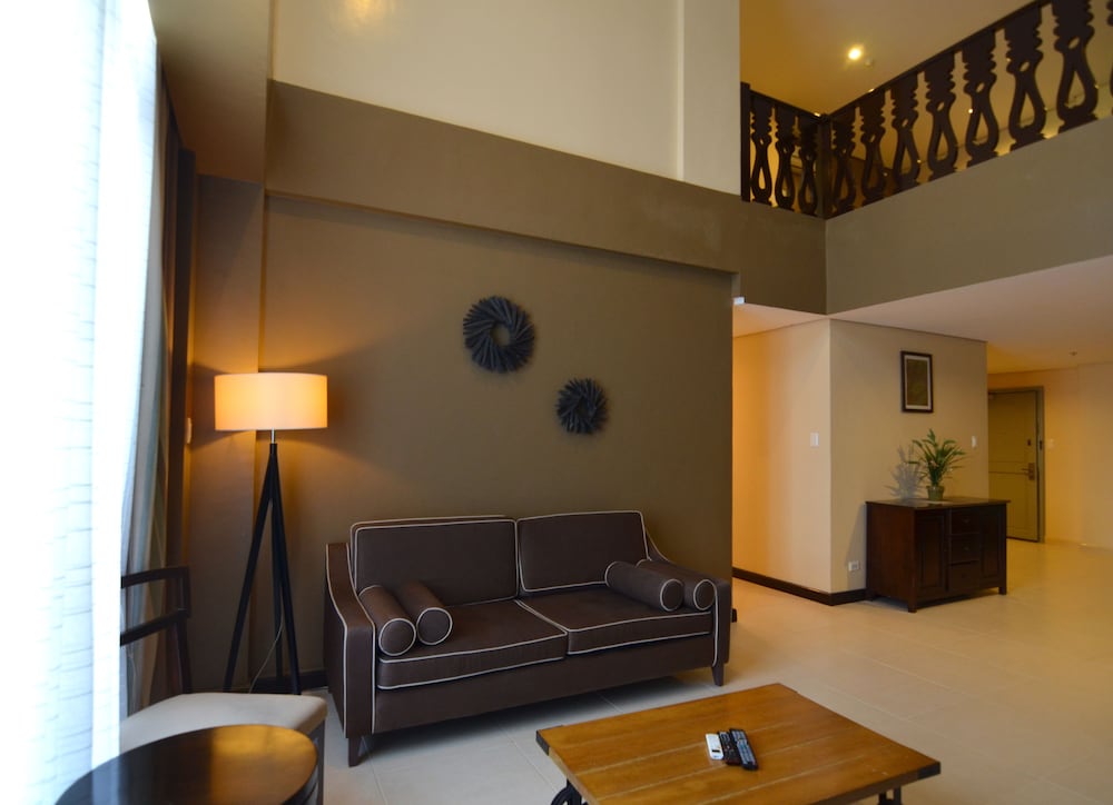 Crosswinds Resort Suites 21/50