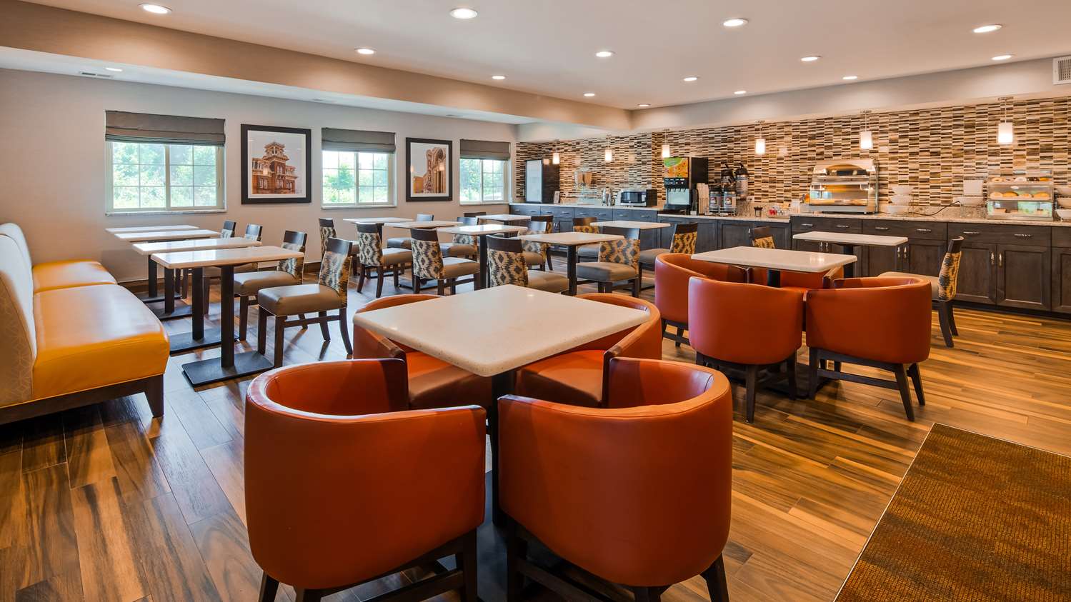 Best Western Plus North Joliet 24/32