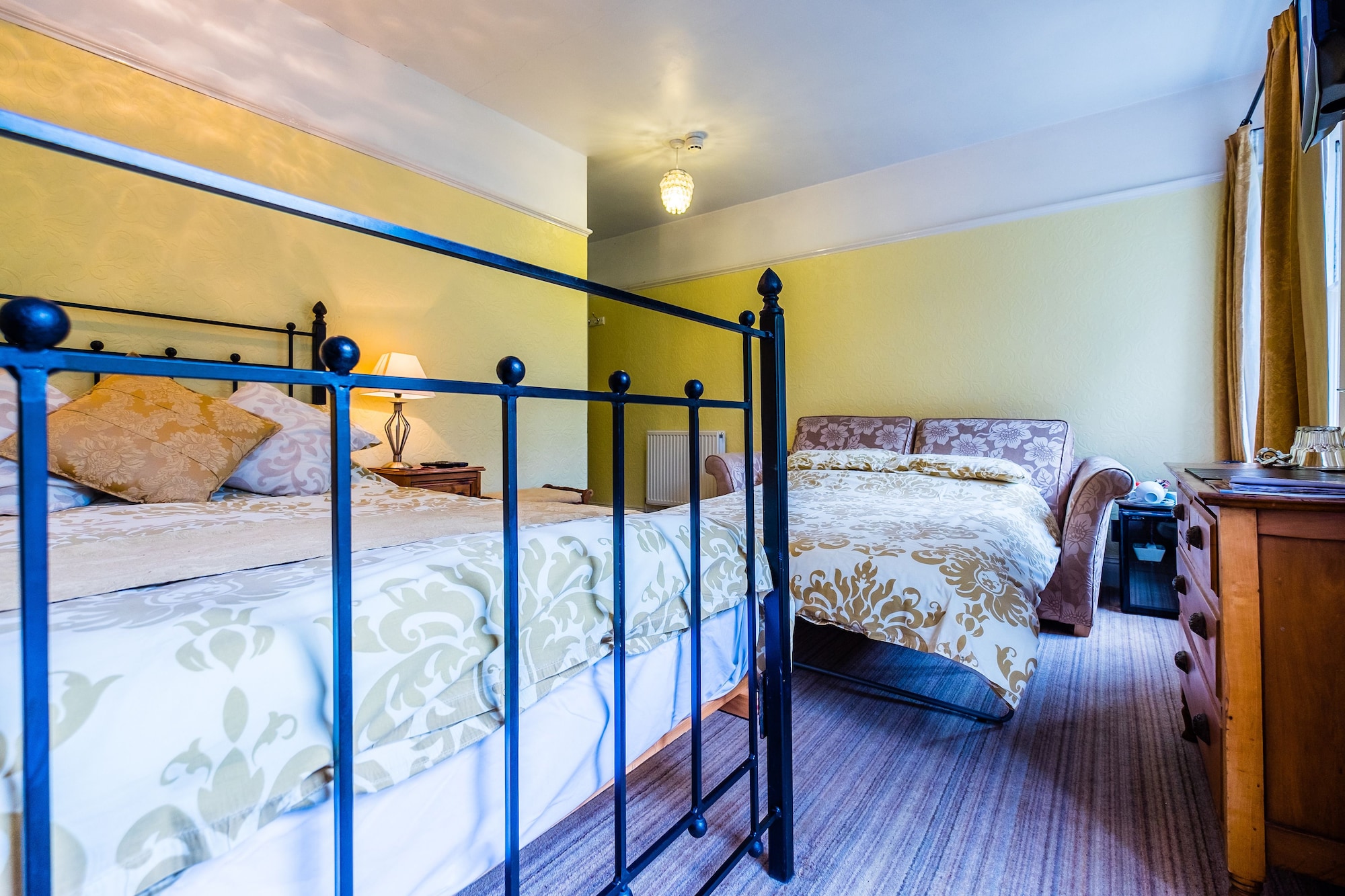 غرفة سوبيريور بسرير مزدوج بحوض استحمام، Broomfield House 4/7