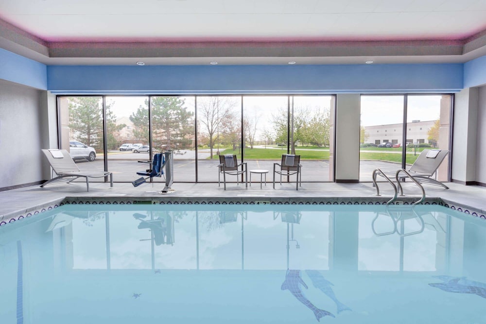 Wingate By Wyndham Tinley Park 5/48