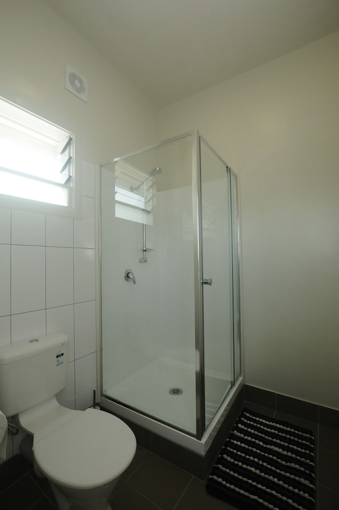Talofa Inn 42/50