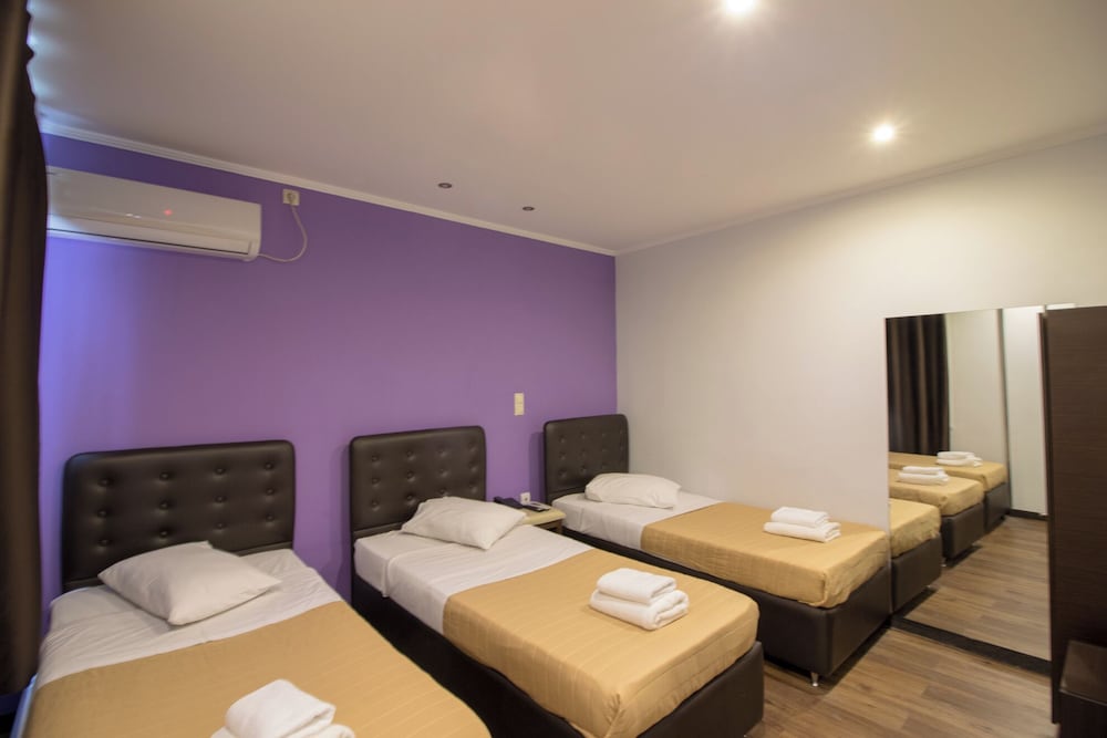 Cosmopolit Athens Hotel 7/42