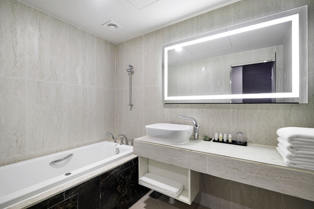 Arban City Hotel 50/50
