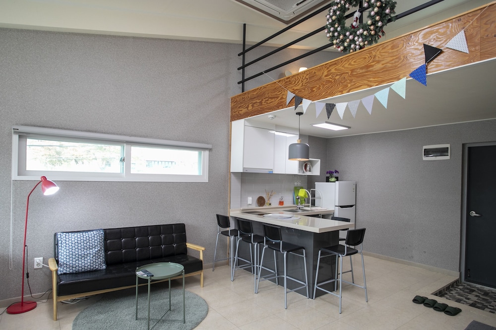 Gapyeong Blossom Pension 21/46