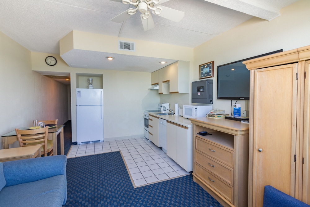 Yachtsman Resort 68/92