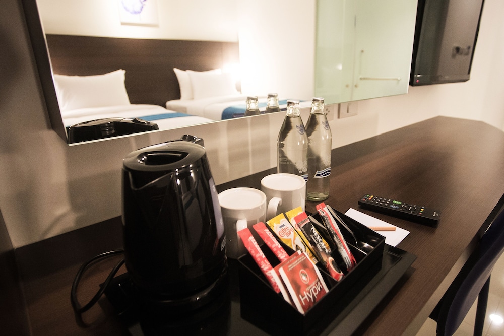 Rodina Beach Hotel 43/74