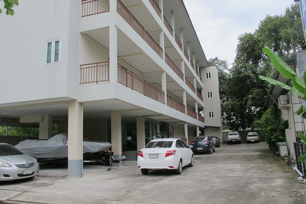 Ap Apartment 47/54