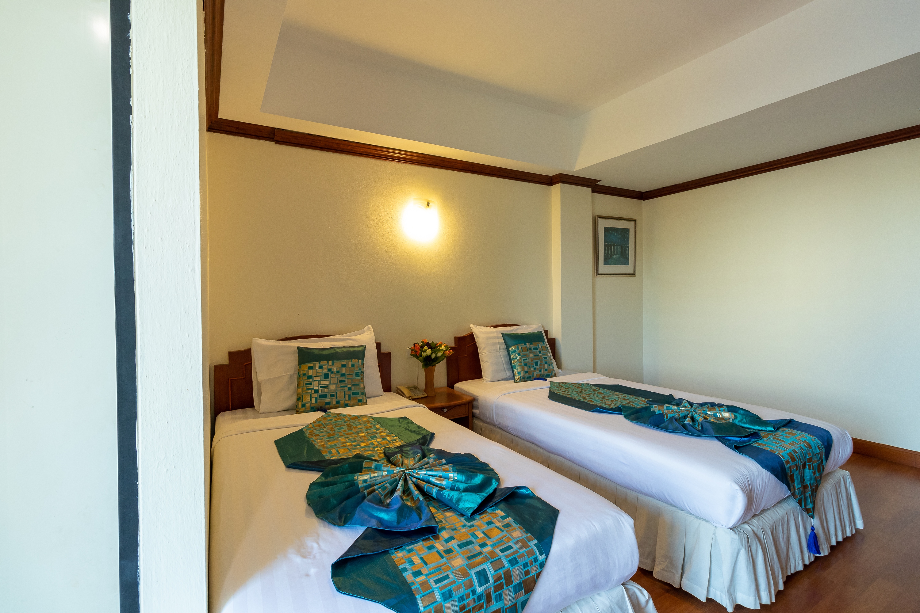 غرفة سوبيريور بسرير مزدوج بشرفة، Chomsin Hua Hin Hotel 2/5