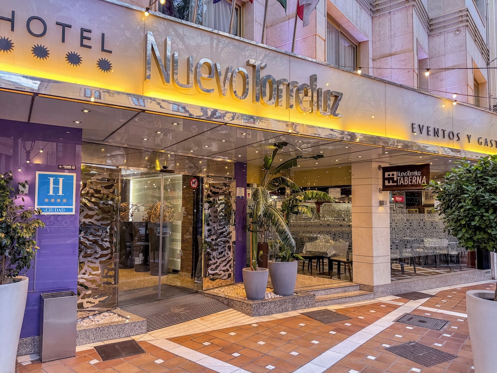 Nuevo Torreluz Hotel 2/37