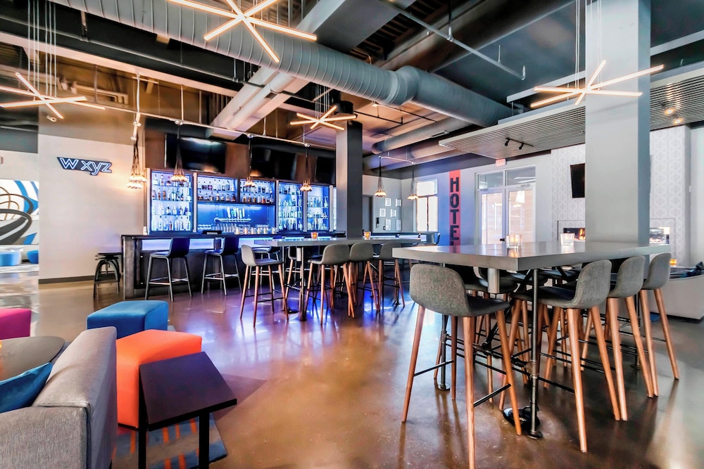 ALOFT NEWPORT ON THE LEVEE 38/59
