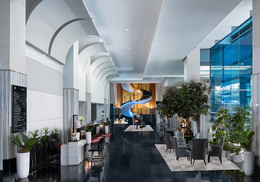 Manhattan Hotel Jakarta 11/40