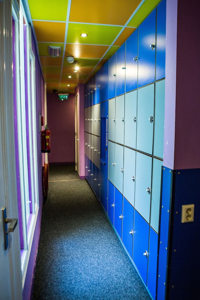 Flying Pigs Uptown Hostel Amsterdam 3/50