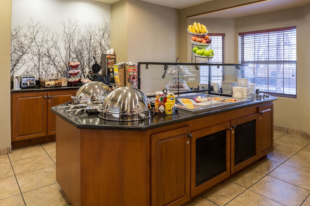 Staybridge Suites Las Cruces 12/72