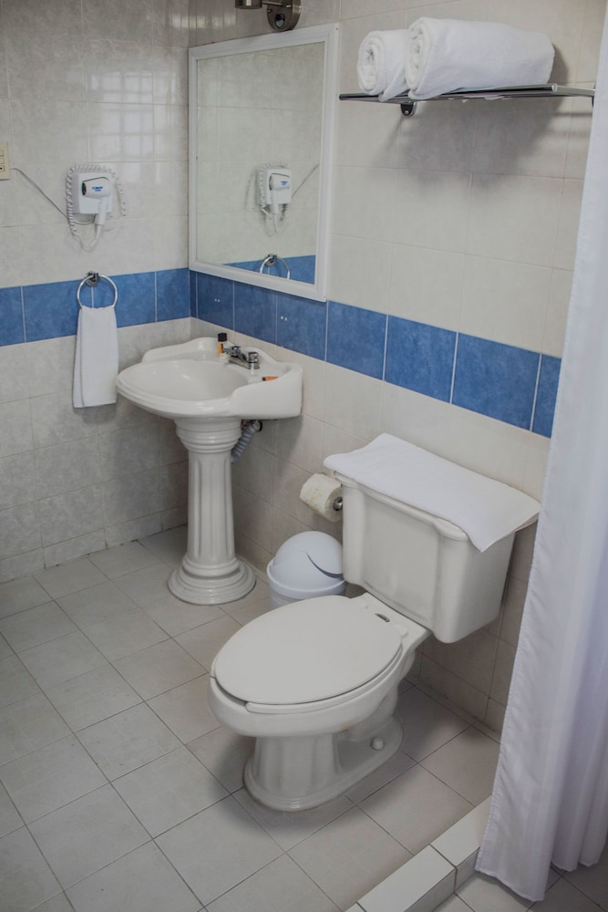 Hotel Mucara 32/34
