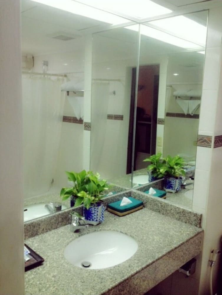 Palette The Travellers Hotel Bangkok 60/61