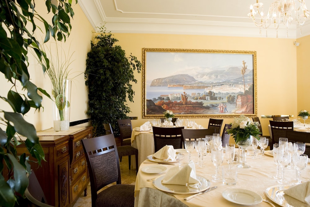 Grand Hotel Due Golfi 34/45