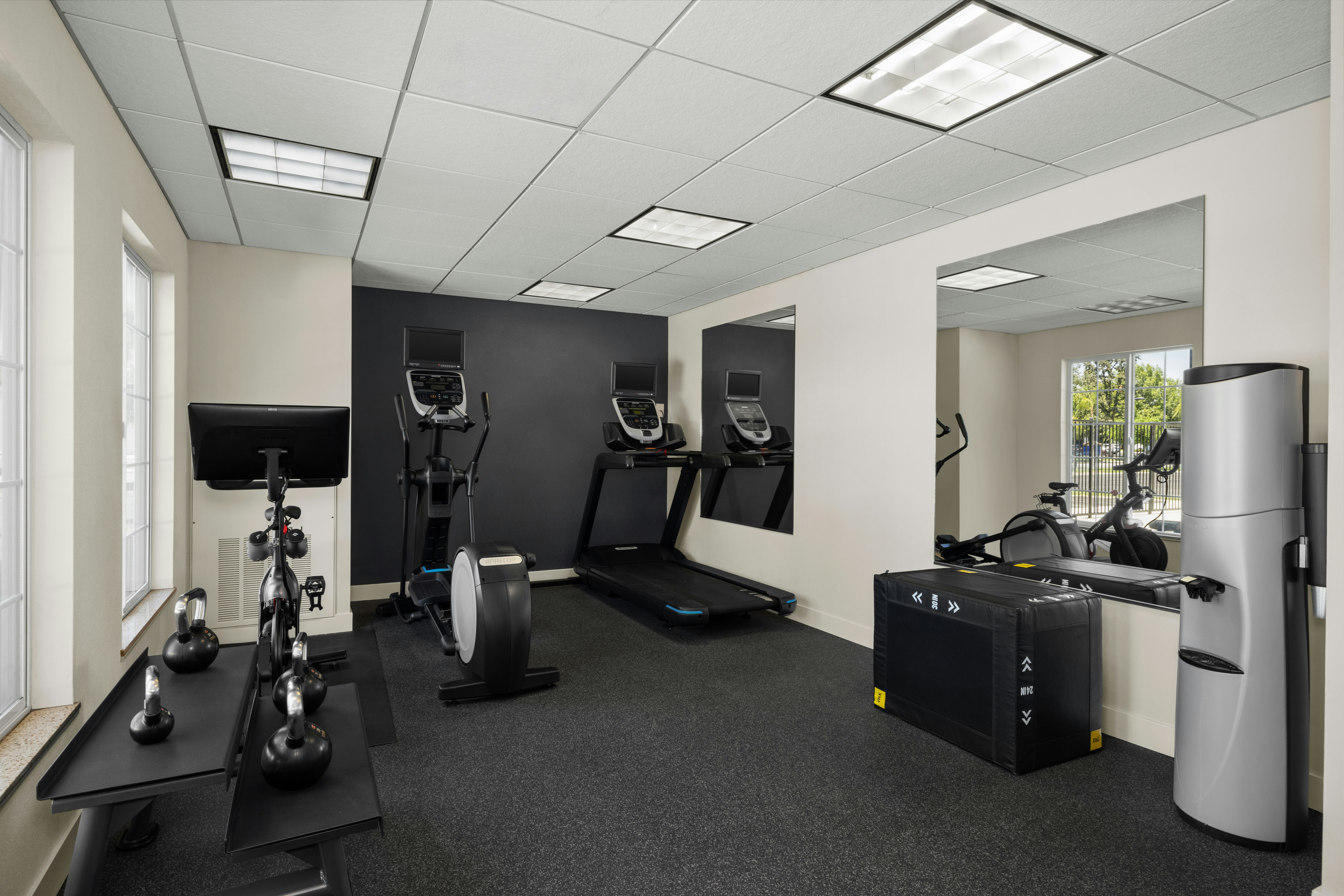 Homewood Suites By Hilton Bakersfield 27/70