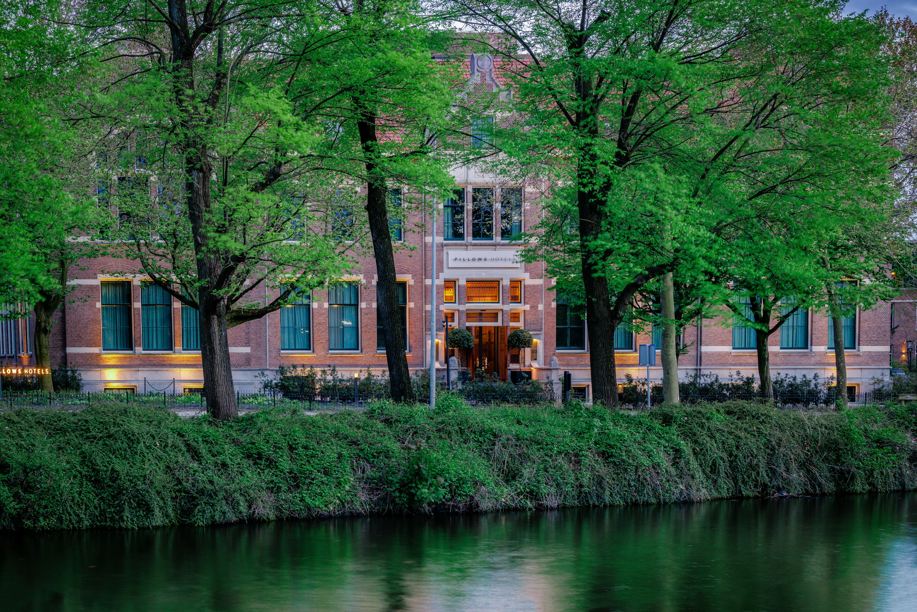 Pillows Grand Boutique Hotel Maurits at the Park - Small Luxury Hotels 49/56