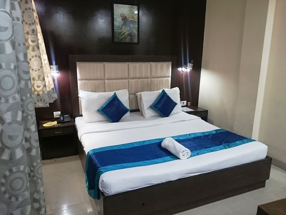 Hotel The RTS, New Delhi 15/50