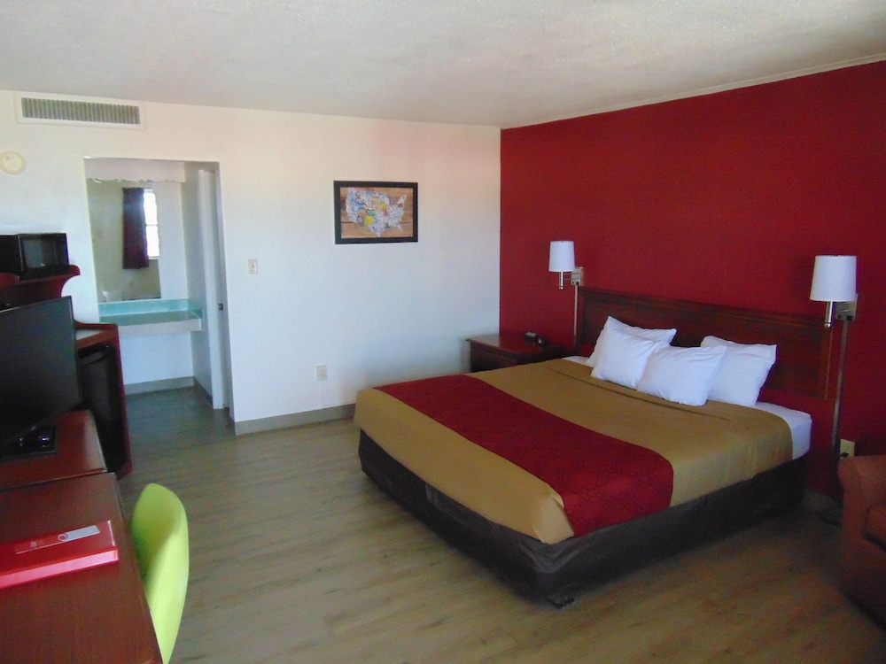 Standard, King Bed
