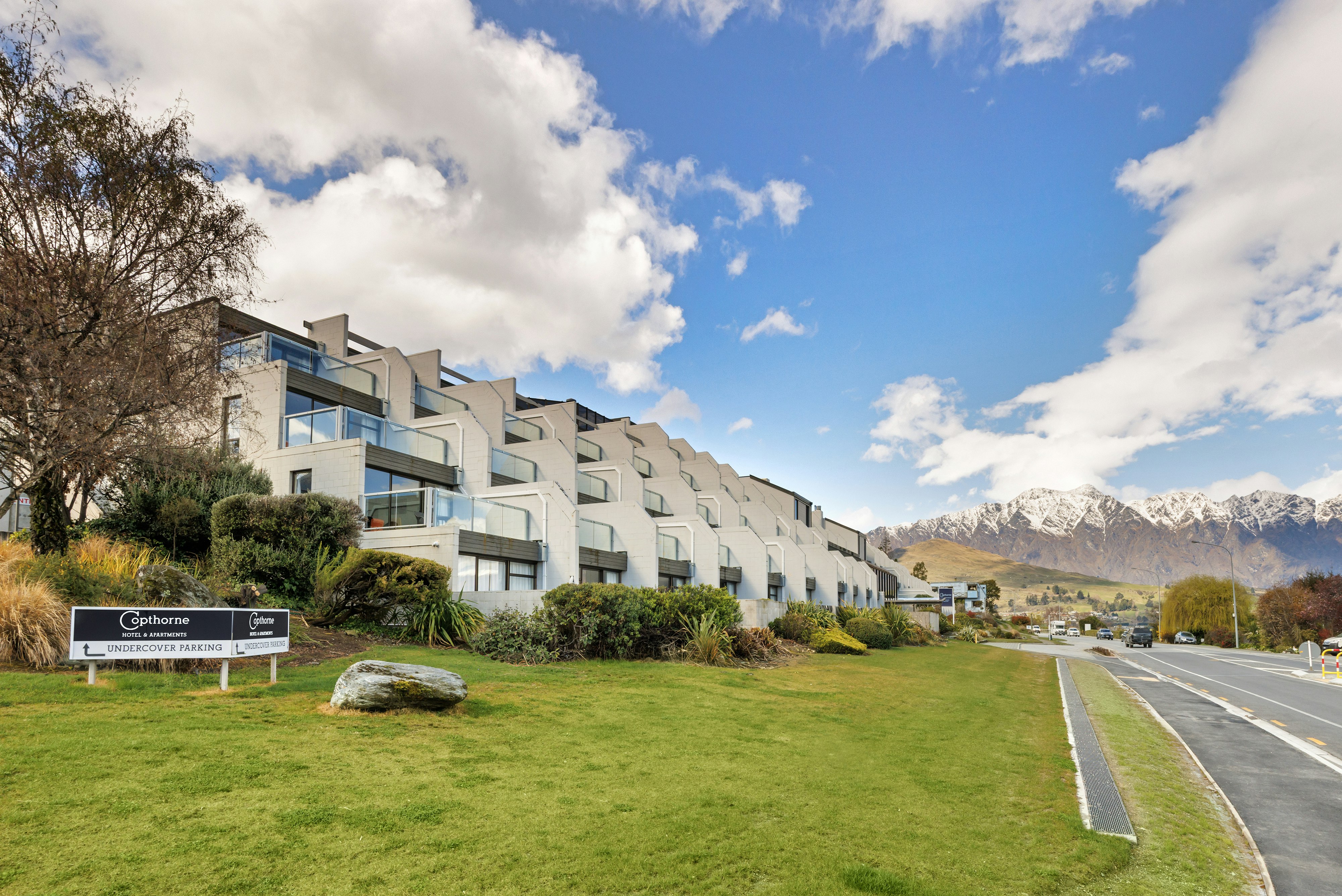 Copthorne Hotel and Apartments Queenstown Lakeview 28/28