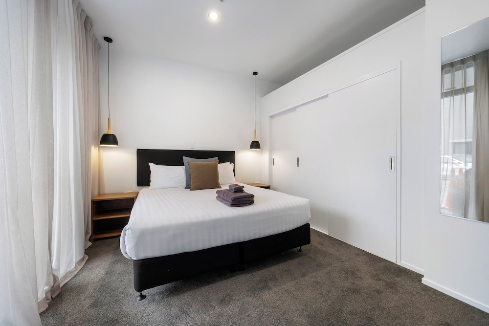 Southwark Hotel Apartments 16/50