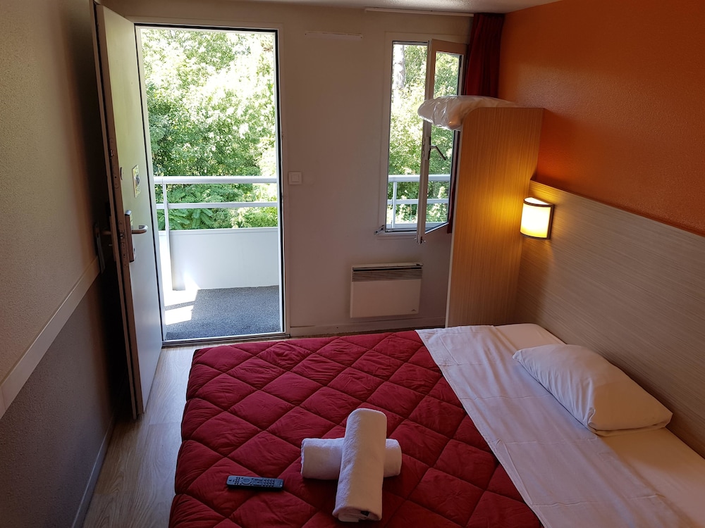 Premiere Classe Lyon Ouest - Tassin 19/59